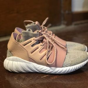 Adidas Tubular Pink Sneaker